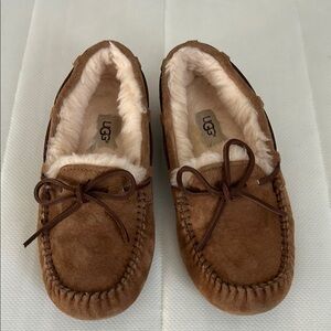 UGG Womens Brown Moccasin Shoes
